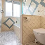 Apartamento Spacious 4BDR Graça River View by LovelyStay Lisboa