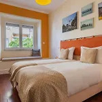 Spacious 4BDR Graça River View by LovelyStay * Lisboa