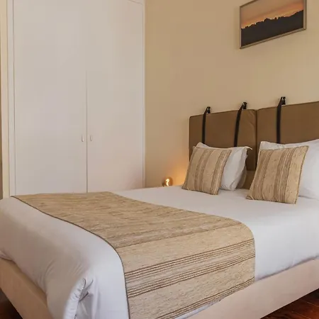 Lägenhet Spacious 4bdr Graca River View By Lovelystay *