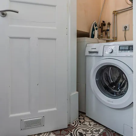 Lägenhet Spacious 4bdr Graca River View By Lovelystay