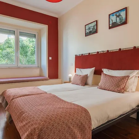 Lägenhet Spacious 4bdr Graca River View By Lovelystay *