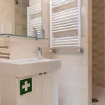 Whome Spacious Modern In Gracas Historic Quarter Apartman Lisboa
