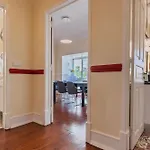 Apartman Whome Spacious Modern In Gracas Historic Quarter *
