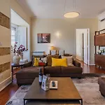 Whome Spacious Modern In Gracas Historic Quarter Apartman *