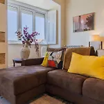 Διαμέρισμα Whome Spacious Modern Apartment In Gracas Historic Quarter Lisboa