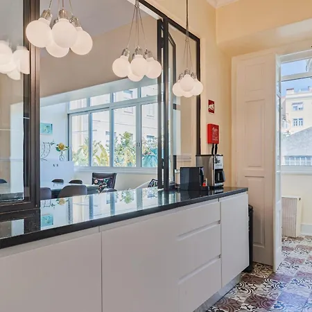 Spacious 4bdr Graca River View By Lovelystay Appartement