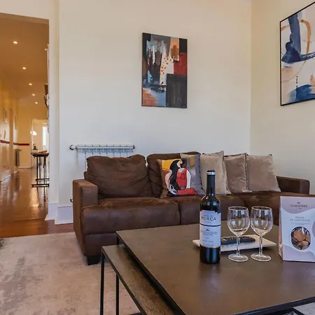 Appartement Spacious 4bdr Graca River View By Lovelystay