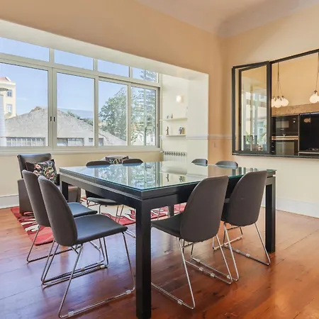 Appartement Spacious 4bdr Graca River View By Lovelystay Lissabon