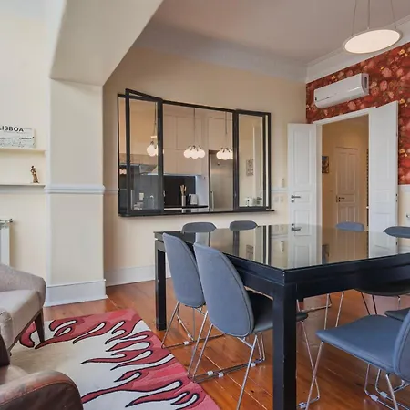 Spacious 4bdr Graca River View By Lovelystay *