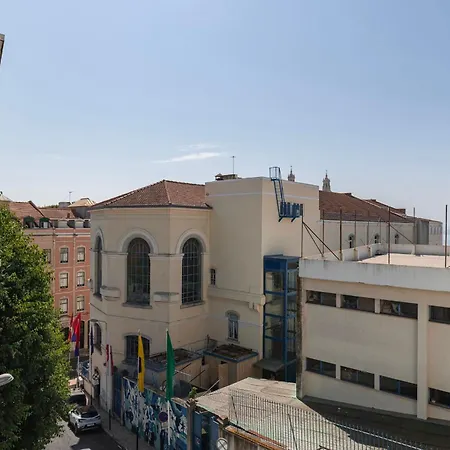 Whome Spacious Modern In Gracas Historic Quarter Apartman *