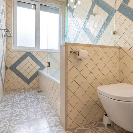 Daire Spacious 4bdr Graca River View By Lovelystay Lisboa