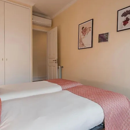 Daire Spacious 4bdr Graca River View By Lovelystay Lisboa