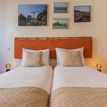 Daire Spacious 4bdr Graca River View By Lovelystay Lisboa