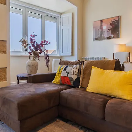 Daire Spacious 4bdr Graca River View By Lovelystay Lisboa